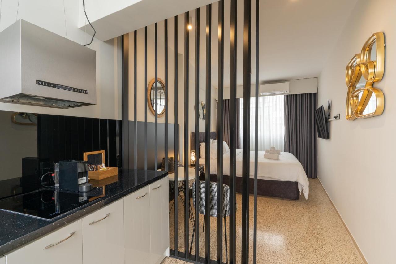 Dema Luxury Suites - Perikleous E8 Aten Exteriör bild