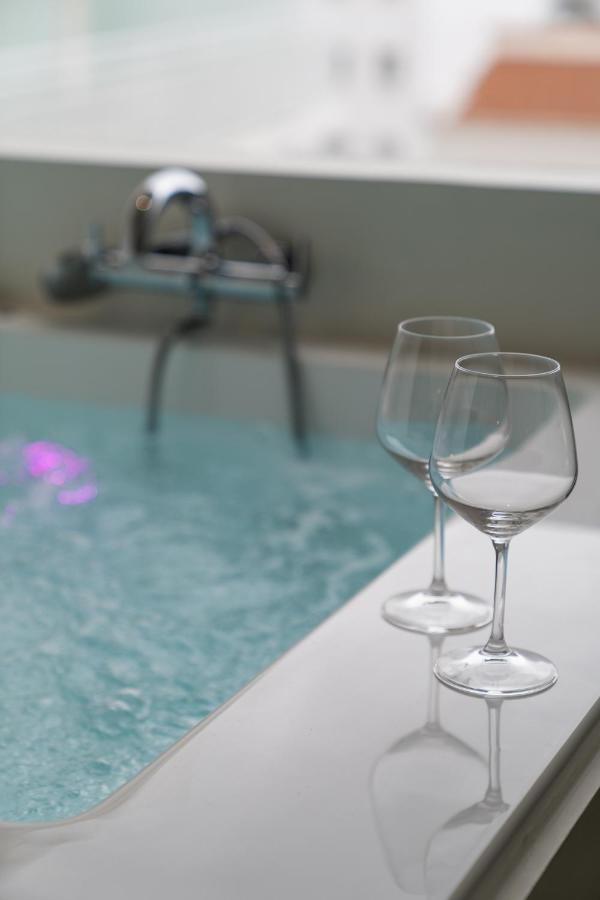 Dema Luxury Suites - Perikleous E8 Aten Exteriör bild